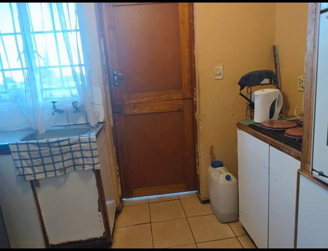 3 BEDROOM HOUSE FOR SALE IN GEELHOUTPARK